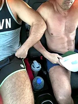 CasadoLutadorBigStuds from StripChat