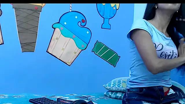 Celesteskinny18 from StripChat