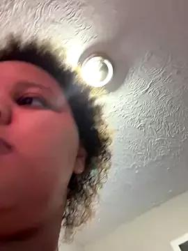 Chocolate_bella from StripChat