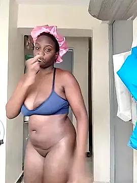 Coco_squirter from StripChat