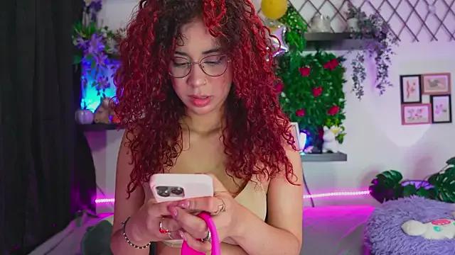Collins_Daph from StripChat