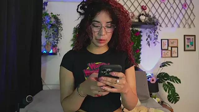 Collins_Daph from StripChat