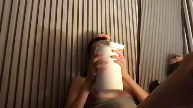 Cummingstar25 from StripChat