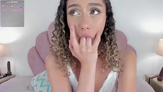 Daddysgirl1_ from StripChat