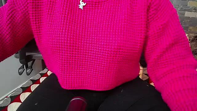 Dayadubey_ from StripChat