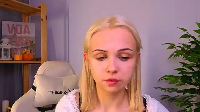 ElenaMonroe from StripChat