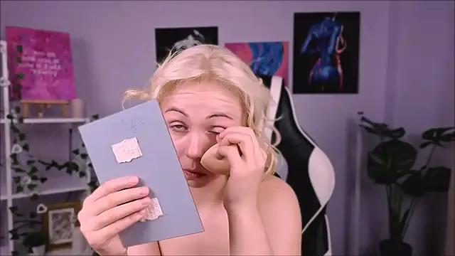 ElenaMonroe from StripChat