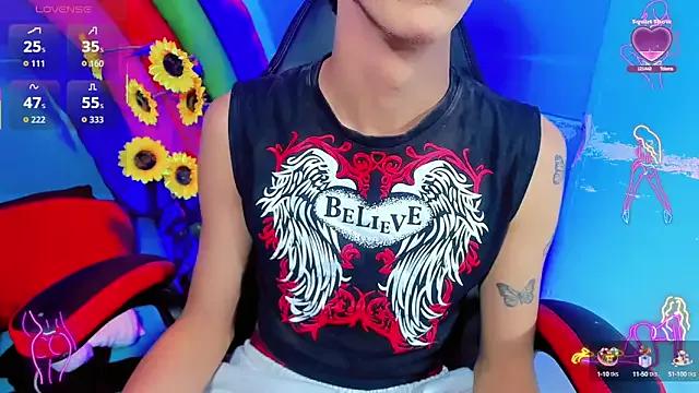 Emelly_horny_ from StripChat