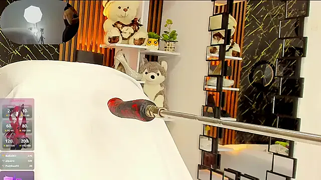 Emma_liz2 from StripChat