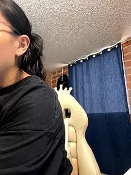 Emma_rouse69 from StripChat