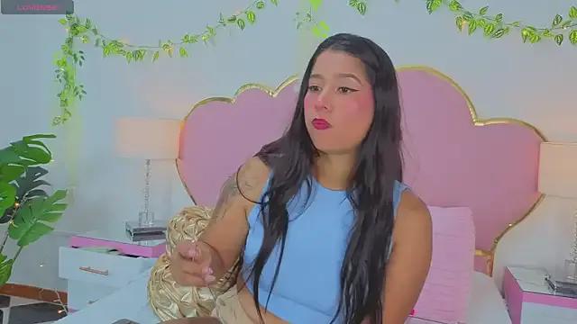 EmmaCrush from StripChat