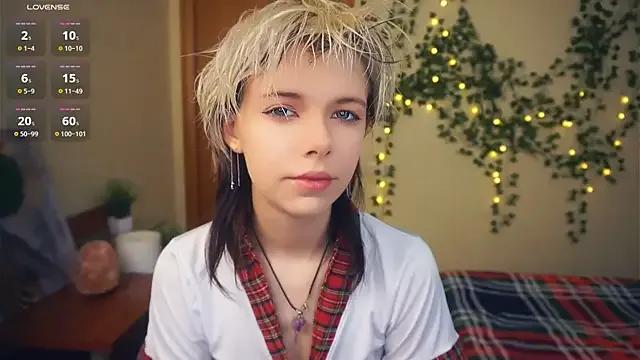 EngelAlman from StripChat