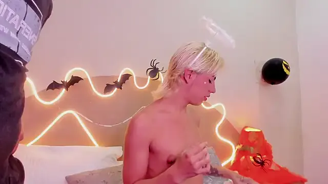 Enrrixxx_ from StripChat