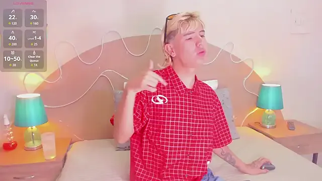 Enrrixxx_ from StripChat