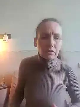 Evelina_cute from StripChat