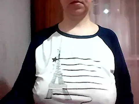 EvelinaRose from StripChat