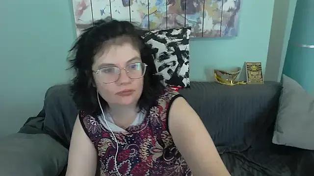 EverlyRays from StripChat