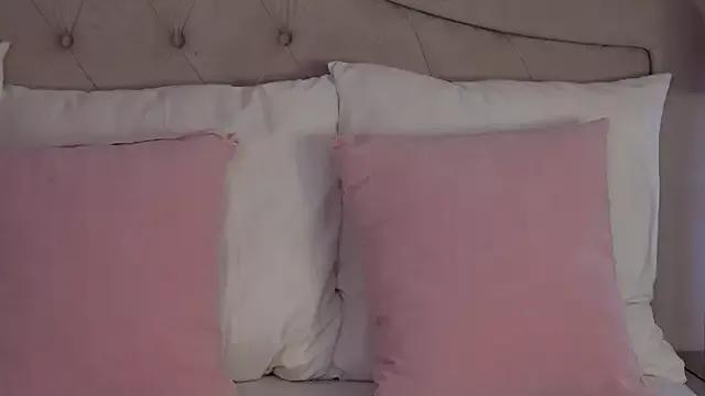 GingerEllis from StripChat