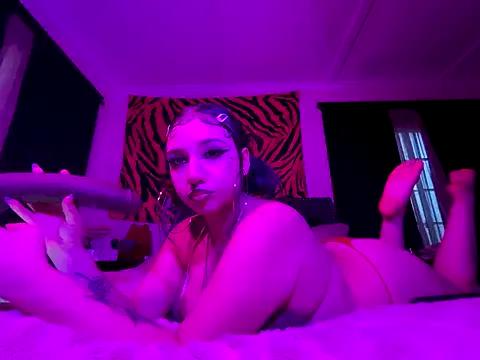 GoddessJemma from StripChat