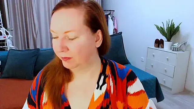 GoddessLara from StripChat