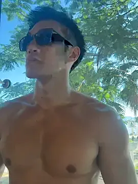 Gooodboiii from StripChat