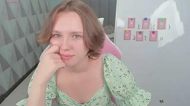 Hellena_Here from StripChat