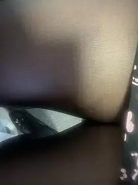 HiddenHoneyLDN from StripChat