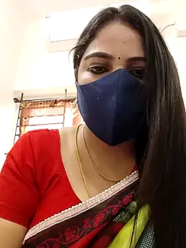 Hottamil_honey_couples from StripChat