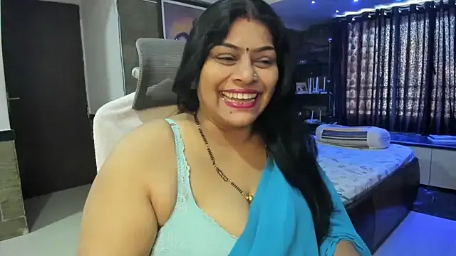 Indiancouple25 from StripChat