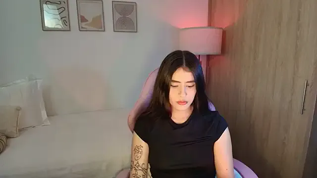 Iriswest_ from StripChat