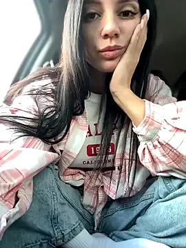 JulliaVegas from StripChat