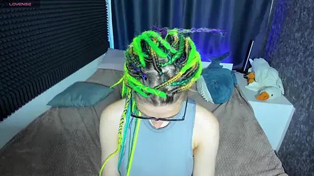 KIKI_Krash from StripChat