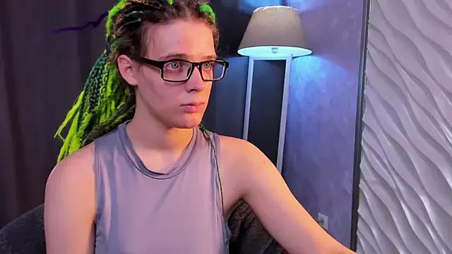 KIKI_Krash from StripChat