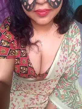 Laaly_Sona from StripChat
