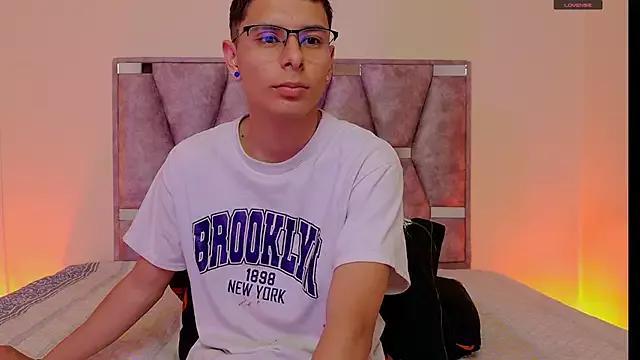 Lana_and_liam_ from StripChat