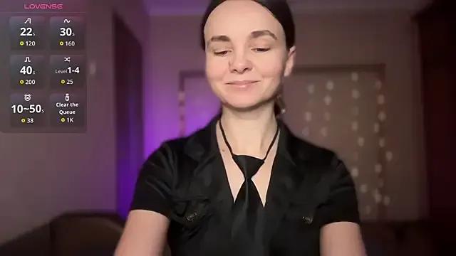 Lanaloulou from StripChat