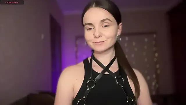 Lanaloulou from StripChat