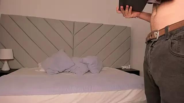 Lara_and_danny from StripChat