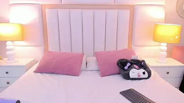LaylaaDoll from StripChat