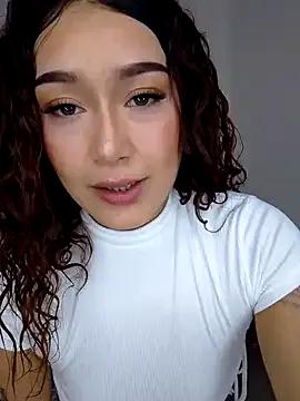 LilithAmber11 from StripChat