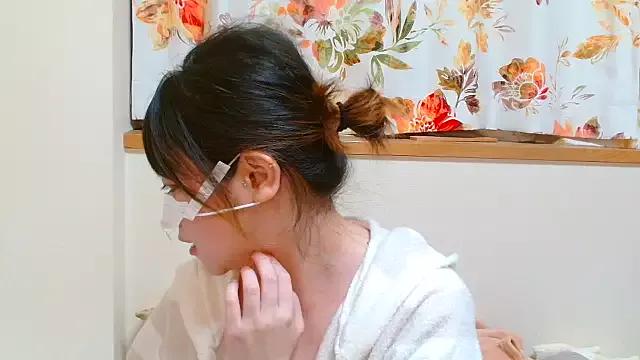 LiliyRiSAcha-n from StripChat