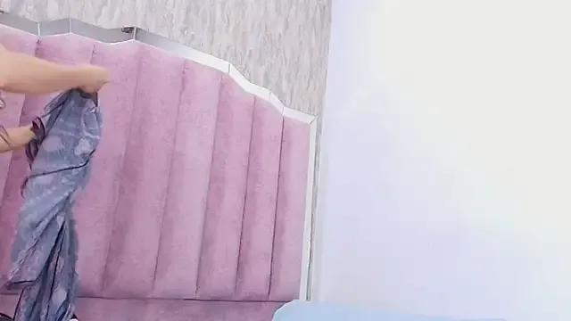 Lilylovely_ from StripChat