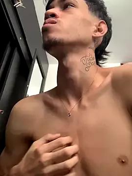 Littledemon777 from StripChat