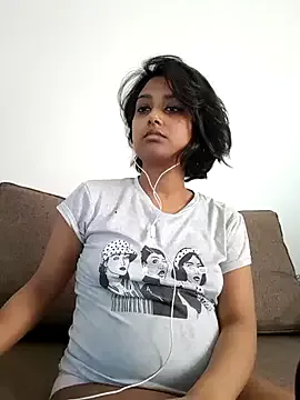 Littlemissdevil69 from StripChat