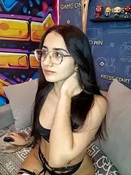 LittleX_Angel from StripChat