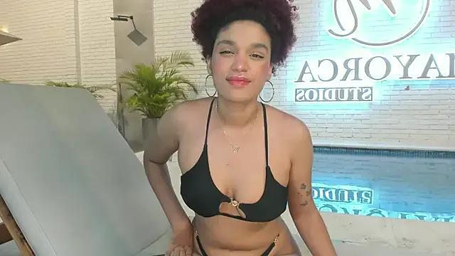 Loladupont from StripChat