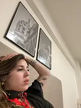 Lolykush from StripChat