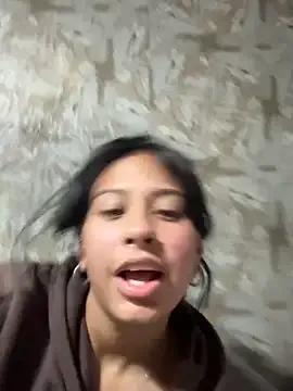 Lynn9000 from StripChat