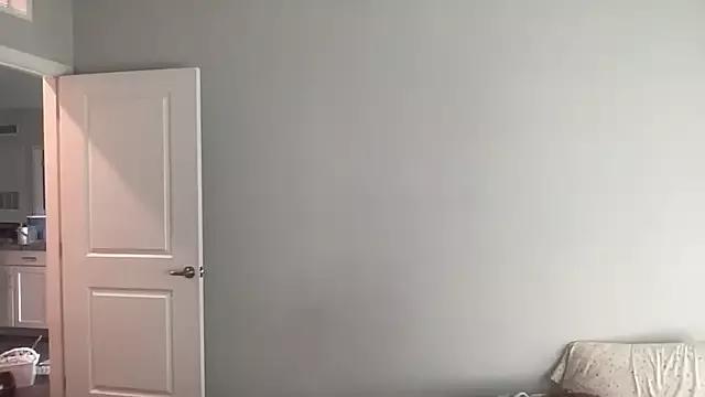 Maddiliz from StripChat