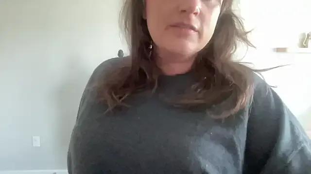 Maddiliz from StripChat